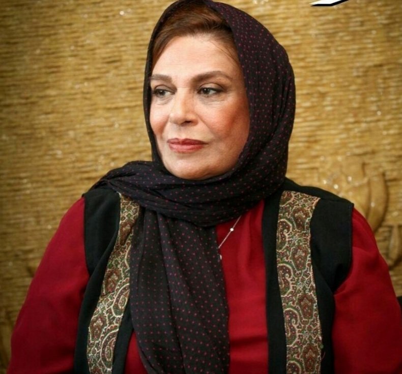 BARKHASTAM's tweet image. گوهر جان
مریم جان
حنا جان
موفق باشید
عزیزانم
کن در انتظارتان