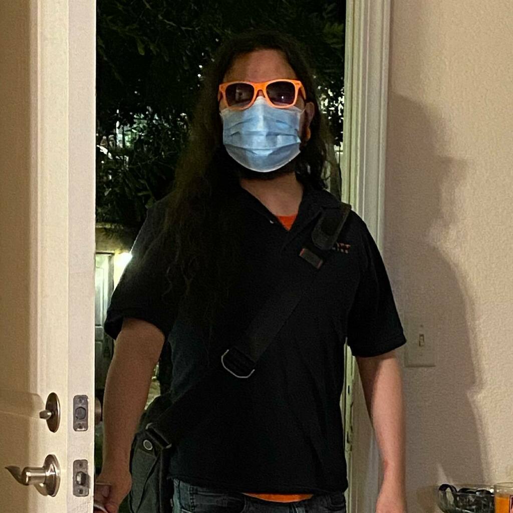 Aeyt's tweet photo. I mixed up the work schedule for today and tomorrow so I’m starting #stream late. You’re getting #retail Alé today. Come hang for a couple short hours while I play #deadbydaylight again. #Legionmain #dbd #killermain #lgbt friendly #ally #blm #vegan #ntot… https://t.co/3bgEsWVK7v https://t.co/7l0Ap7Ax5l