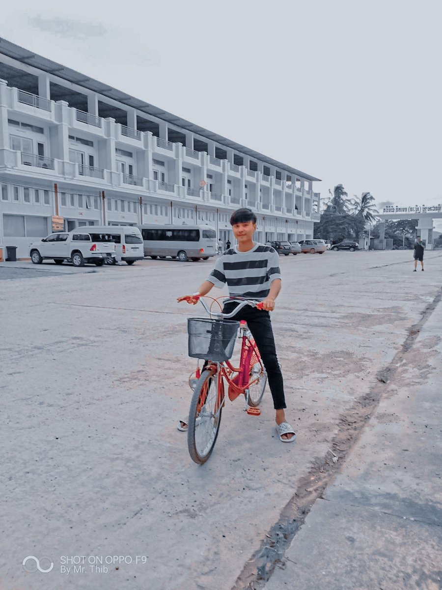 ig: tititithip_t tweet media
