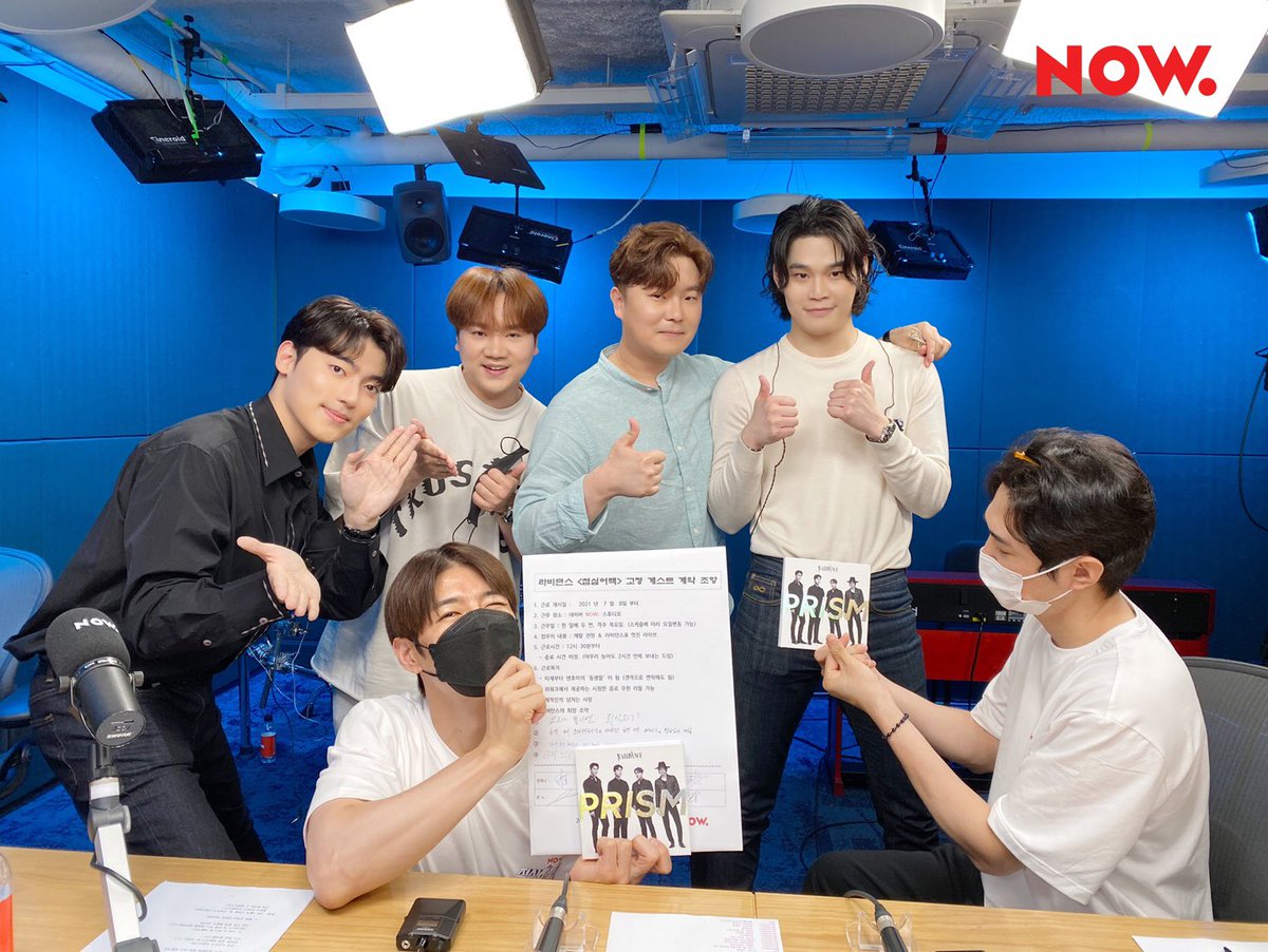 npop_zip's tweet photo. #지오디 #점심어택 오늘부터 한식구! 점택패밀리에 합류한 모곰곰모🕺🏻🐻🐻🕺🏻#라비던스 계약서도 야무지게 쓰고➕ 새앨범 언박싱도 하고➕신곡 라이브 까지 들어봤는데요 앞으로 한 달에 두번! #라비던스 와 점택해요💙 #NOW온에어 #god #RabidAnce https://t.co/s1mde1POON