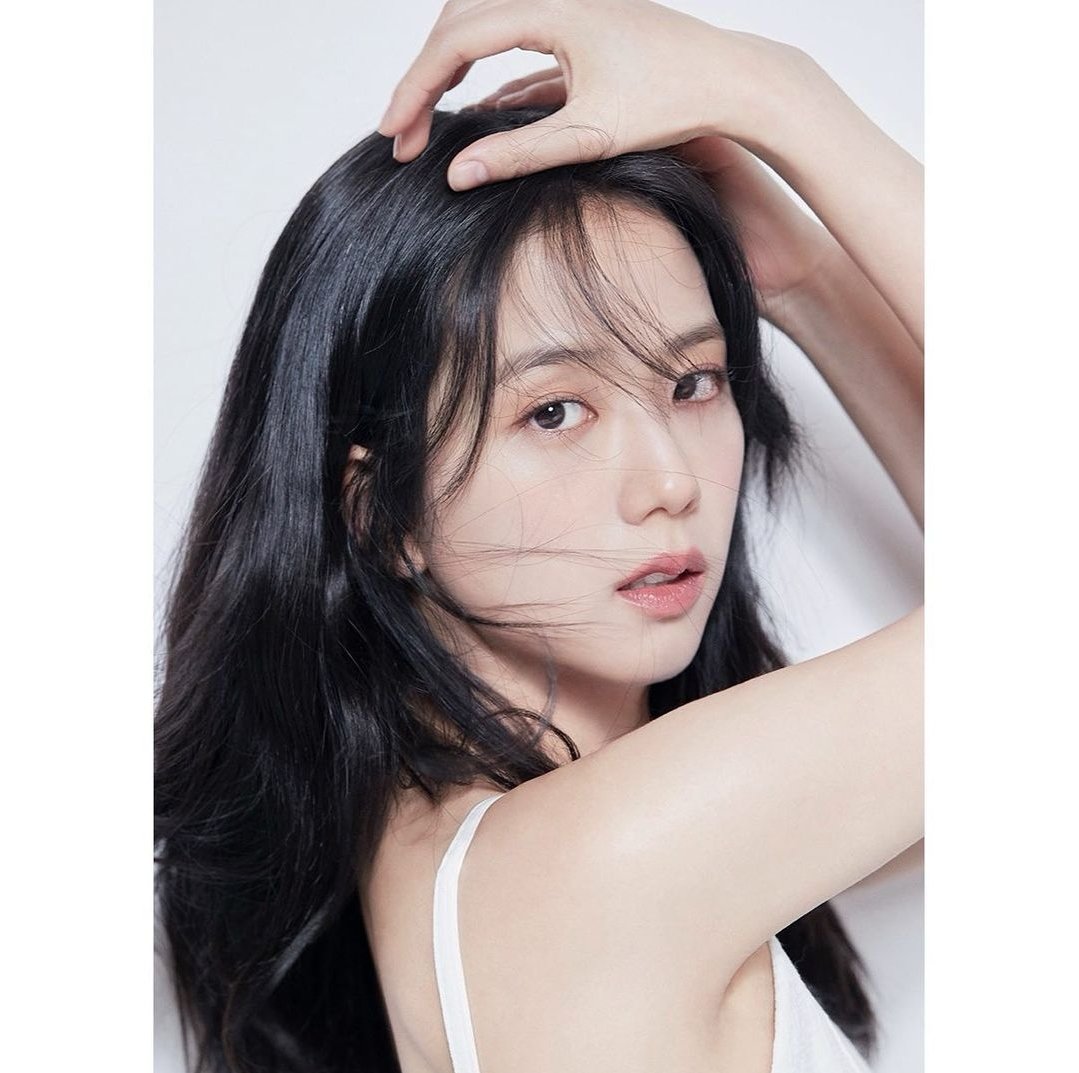 TheBlackPinkHub's tweet photo. She can sing, dance, rap, and act. She is Jisoo Kim everyone

ACTRESS JISOO REVEALED 
#JISOOinYgStage https://t.co/7CELbx56kg