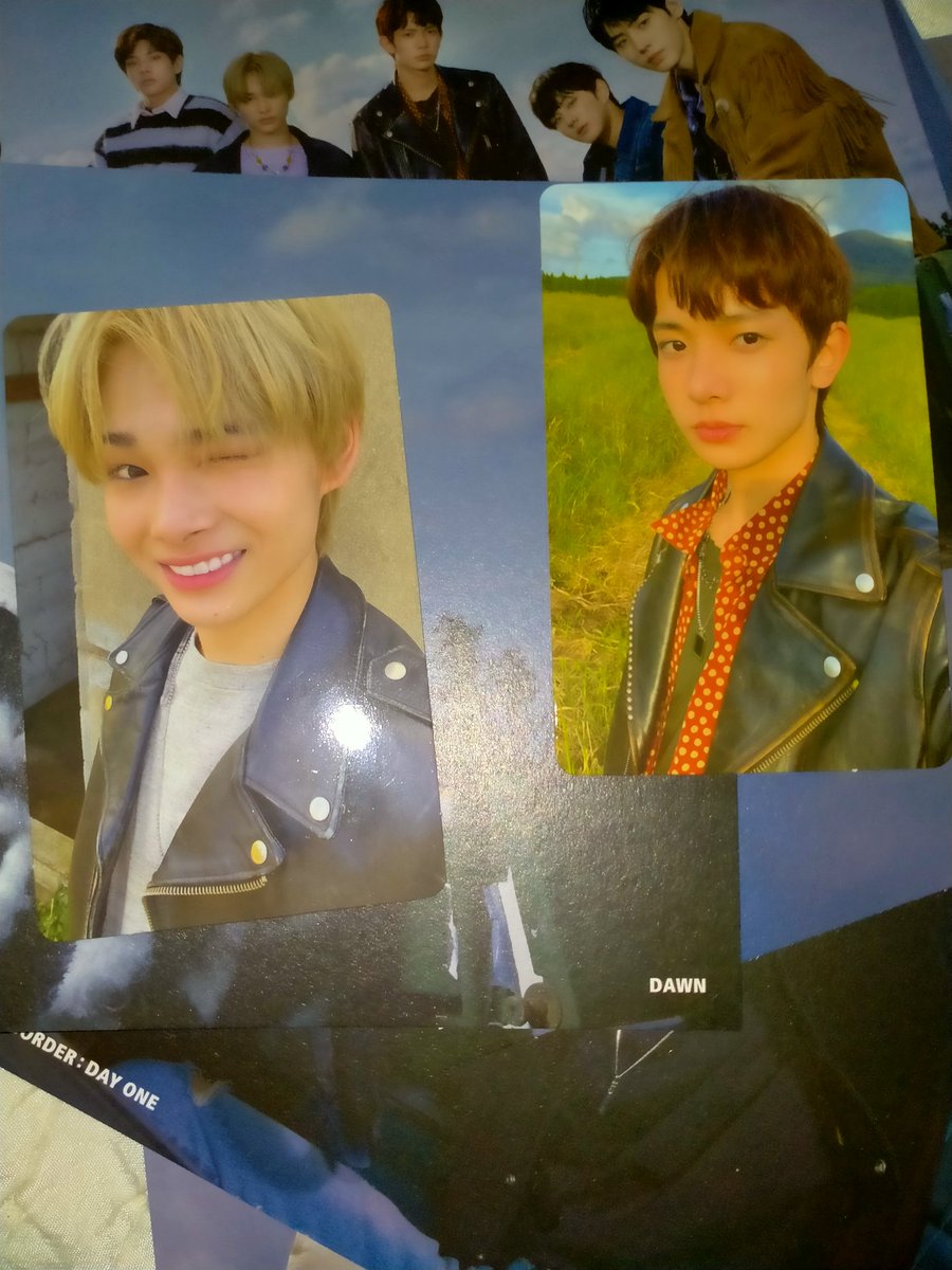 wonyuniesjyw_'s tweet photo. Tysm for the gift @pirataforenha I'm so lucky to have you guys π₯Ί ni-ki and hee came home π and also thank you @hikaricart_ the album came home safely ^^
#HC_FEEDBACKS https://t.co/V3k5uwyx4W