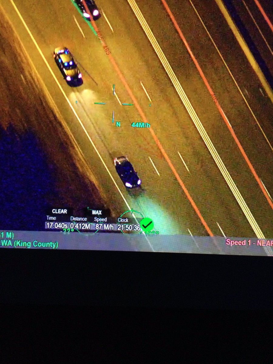 wastatepatrol's tweet photo. Ground unit stopping the speeding vehicle. #Teamwork. #TZAP #YourWSP https://t.co/NUmWXn9lWf