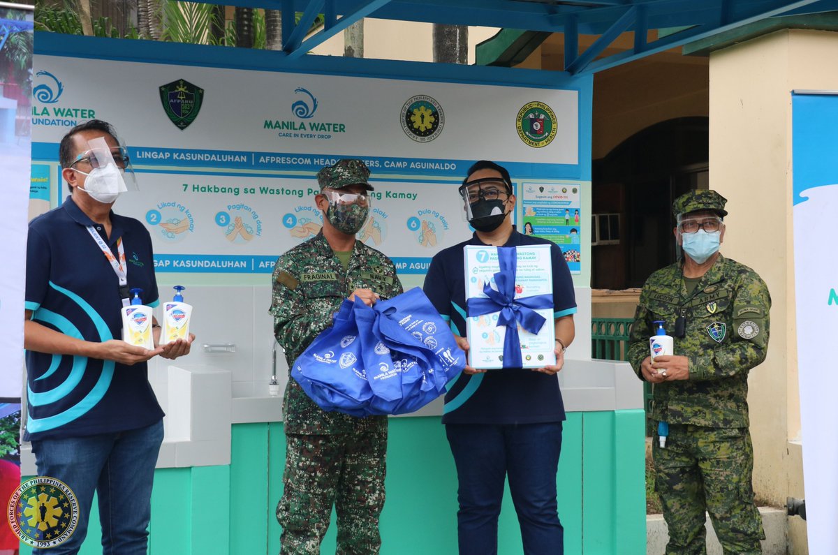 AFPRESCOfficial's tweet photo. The Manila Water Foundation and 503rd Water Service Battalion of Manila Water, inaugurated a three-faucet hand hygiene facility at the Headquarters Armed Forces of the Philippines Reserve Command last 05 July 2021.

#AFPyoucanTRUST
#MWFLingap https://t.co/3J6GneRB8q