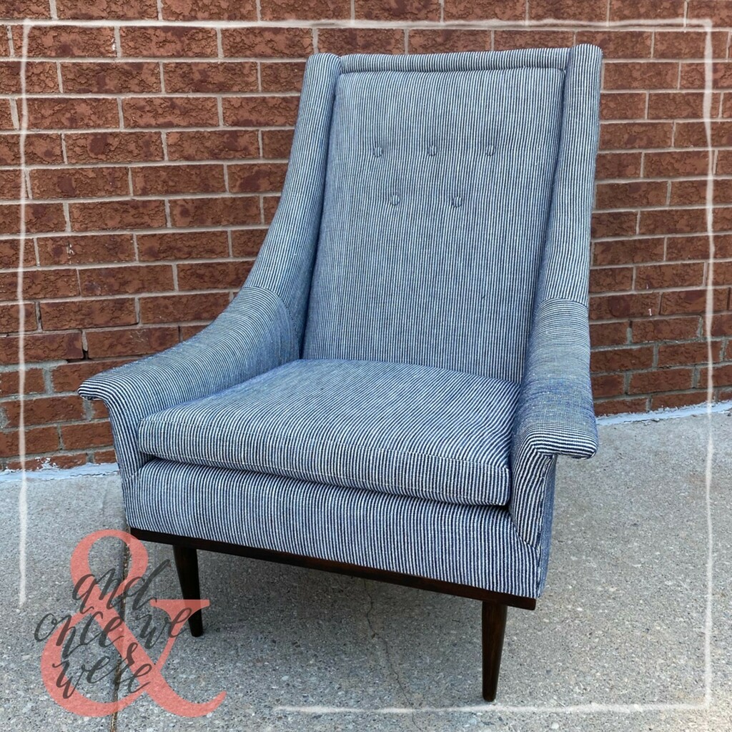 This curbside find got the full treatment. Refinished wood trim, legs from another curbside find that fit perfectly, and a textured striped fabric from @tonicliving. Custom furniture wait times can be long, but we think it’s worth it. #mytonicliving #rem… instagr.am/p/CRC7NzTLScV/