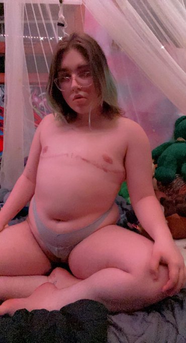 🖼🖼 https://t.co/7Fwd6wt8Pz<a href="/tag/pdx"class="tags"><span>#pdx</span></a><a href="/tag/femmedom"class="tags"><span>#femmedom</span></a>