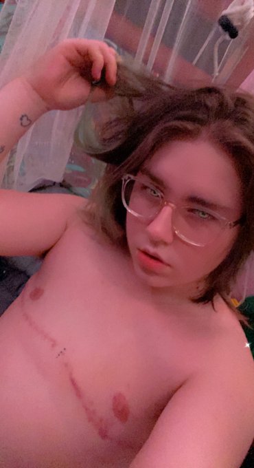 Bubbles The Porn Clown’s pics and videos