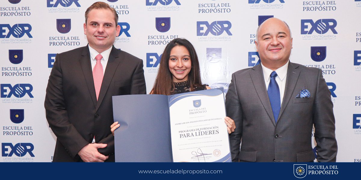 EdProposito's tweet photo. La Primera Generación de la #EscueladelPropósito celebró su graduación👨🏻‍🎓👩🏻‍🎓 Los participantes culminaron programa de #Liderazgo de 4 meses becados por EXOR LATAM CA. #Formación #ElSalvador | Más: https://t.co/QlwJbUuRfb https://t.co/vQ9zGmIeay