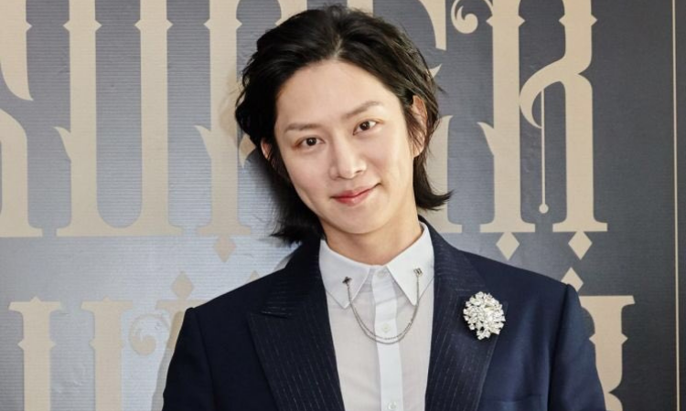 GirlgroupsBR's tweet photo. Foi reportado que Momo do TWICE e Heechul do Super Junior terminaram após 1 ano e meio desde que seu relacionamento veio a público.

Star Today afirma que o motivo foi a agenda cheia dos dois. Nenhuma das agências se pronunciou ainda.
https://t.co/adXKVY6cA3 https://t.co/U6K2UXmbdN