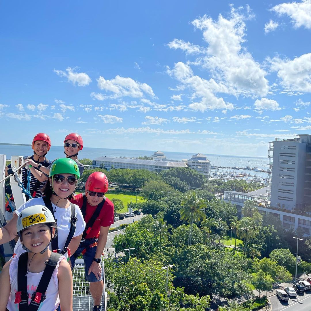 Check out this view of Cairns City! Are you brave enough to climb the dome like this family?
Pic: @ken_jon_atanis (Instagram)
#cairnszoom #exploretnq <a href="/CairnsGBR/">Cairns & Great Barrier Reef</a> <a href="/Queensland/">Queensland Australia</a> #thisisqueensland