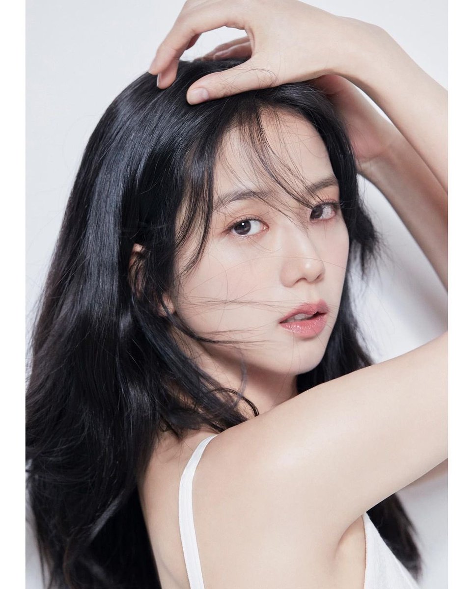 FOREVER KIM JISOO tweet media