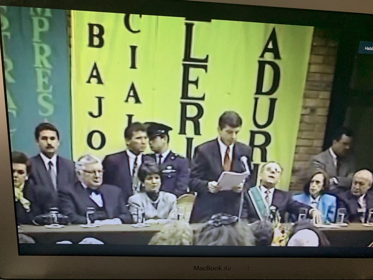 Por acá pueden repetir el documental del Externado y la Constitución de 1991 m.youtube.com/watch?v=648MNd…