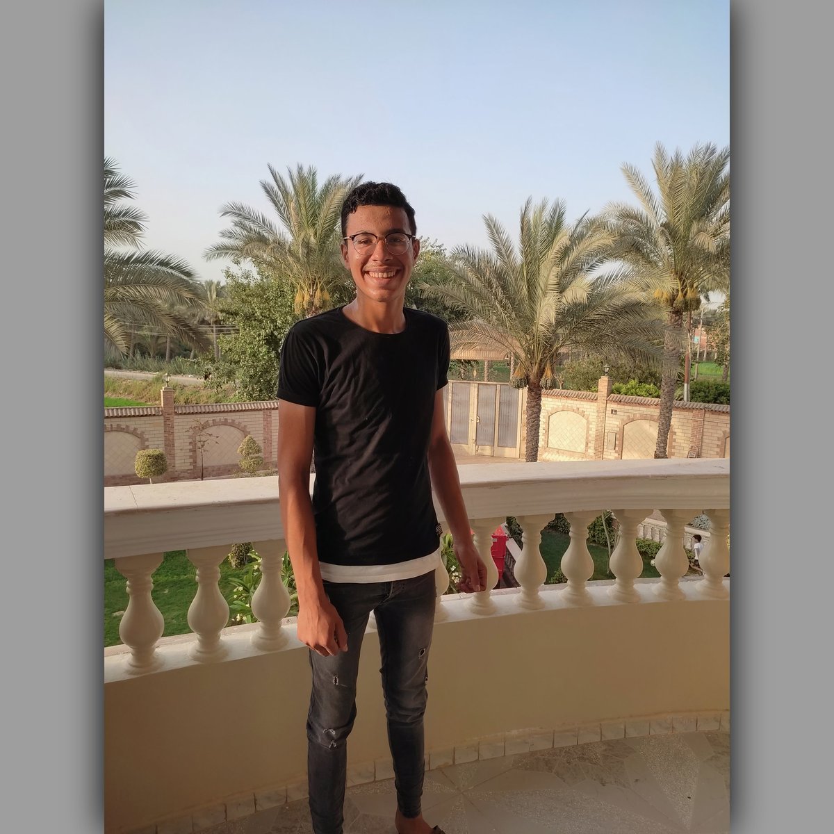 #صورة_ملف_شخصي_جديدگـل اللـي فـاات حـااجه واللـي جـااي
حـااجه تـاانيـه خـاالـص🖤🔥