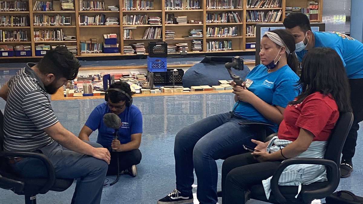 S/O to <a href="/FurrHS/">Furr High School</a> &amp; the Houston Voices CTE Multimedia Interns with Texas Environmental Justice Advocacy Services who interviewed <a href="/ResendizEDU/">Pablo Resendiz</a> &amp; @M_D_Boone today to learn more about the impact of Urban Gardening in the Pleasentville community. #BetterTogether #HollandGameChangers