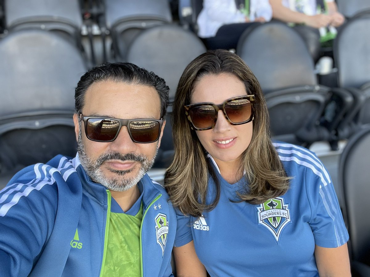 rsilva's tweet photo. Go Sounders!!! 💚💙⚽️💚💙 #SoundersMatchday https://t.co/fqxlvy6yq0