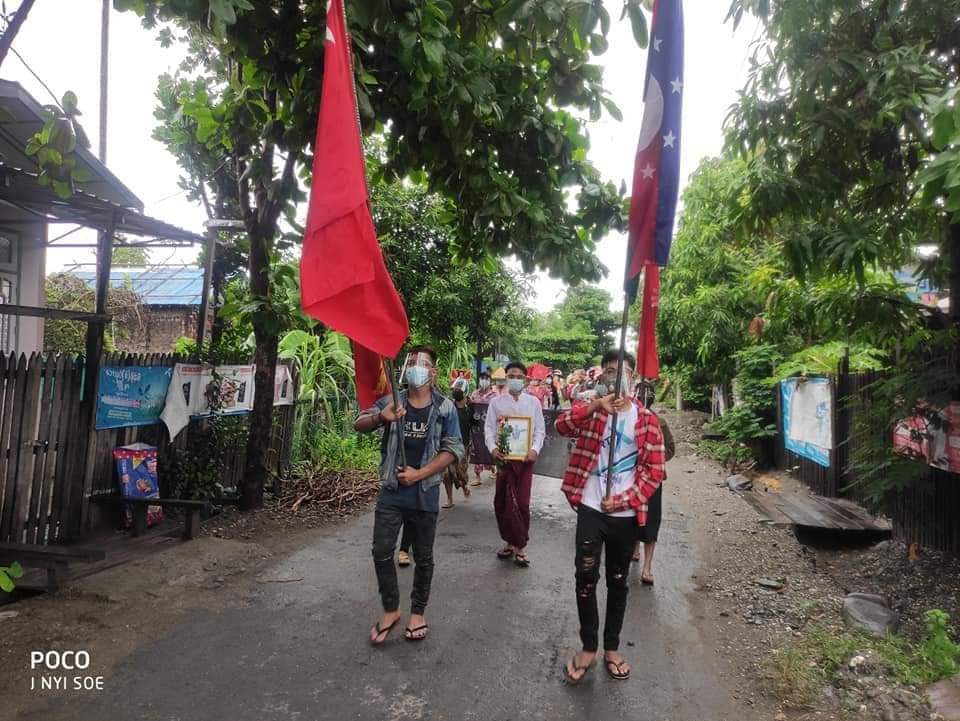 LeeDam_3's tweet photo. Despite the virus spreading across the Country, people in #Kale Tsp continued their protest march for Democracy. 
#StopTorture
#July8Coup
#WhatsHappeningInMyanmar https://t.co/DU7DLW2fxY