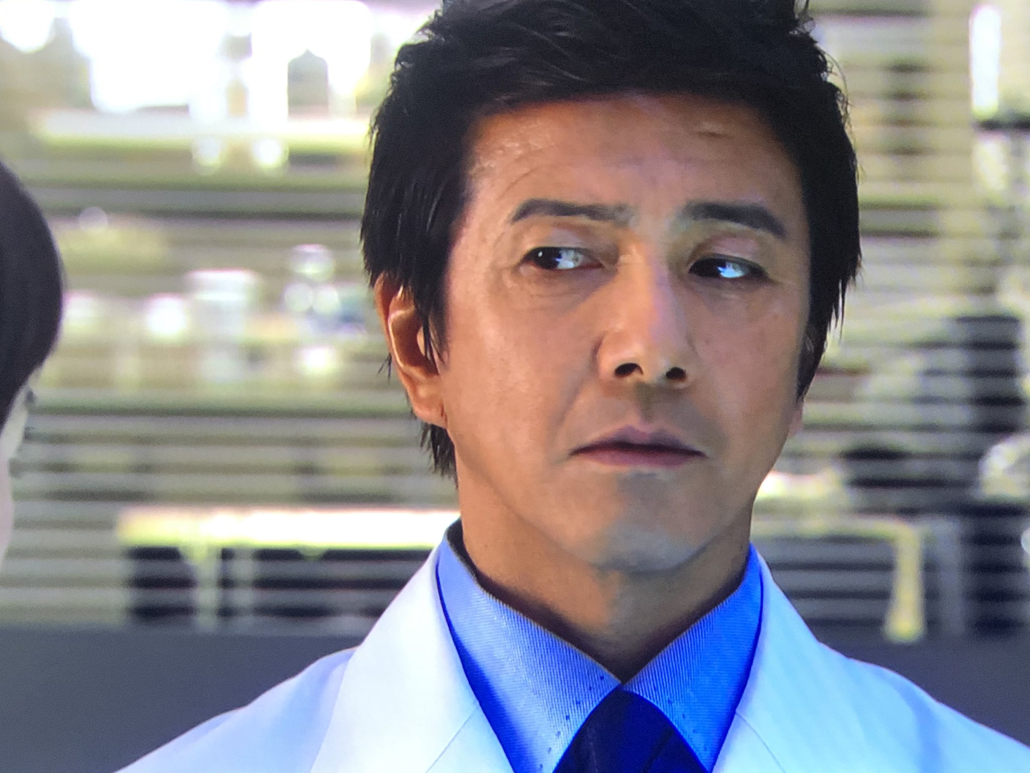 科捜研の女 沢口靖子さん マリコさんと宇佐見さんの鑑定結果の食い違いでお互い厳しく意見交換をするも日野所長は科捜研のチームワークを信じていました 結果オーライ 科捜研の女 沢口靖子 斉藤暁 風間トオル S13 File5 T Co 055w8fskii