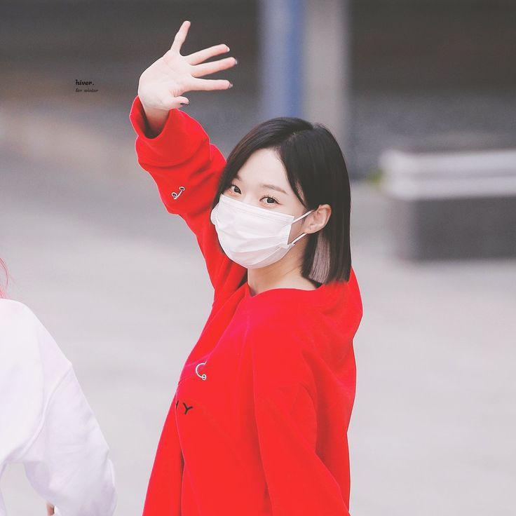 hai, gue aeleasha, newbie disini.
boleh ajarin gue main rp tweet, thanks-!!

mutualan ? rt/like
fambest ? dm 

#roleplayerindonesia #roleplayerkpop #roleplayeraccount
#roleplayer #Rpw #rpkpop #rpindonesia #rpk #roleplayertwt #roleplaying #rpindonesia #rpi #WINTER