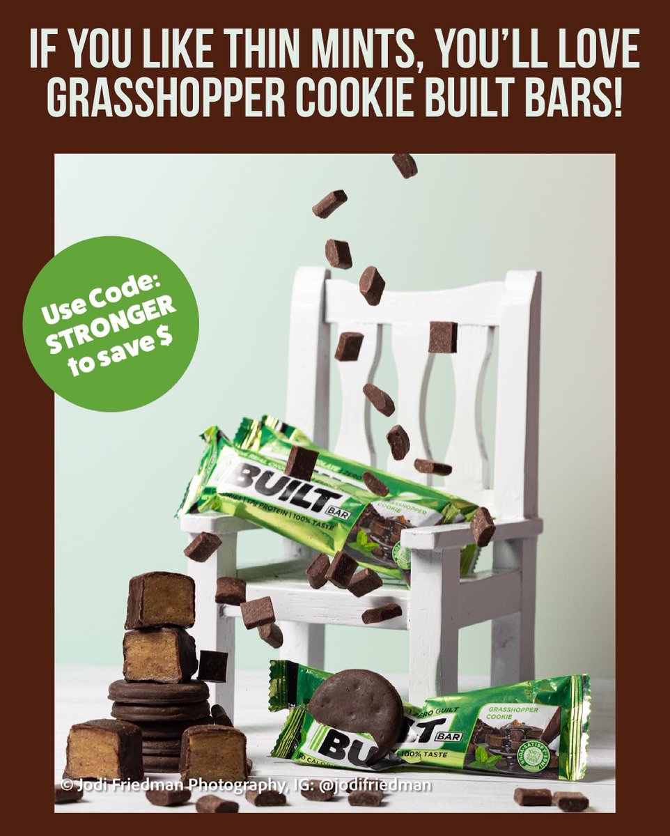 BuiltPromos's tweet photo. @bar_built has a new bar in town. Grasshopper cookie. Caption this photo for your chance to win a prize. #imbuilt https://t.co/wZjIWxPTCU