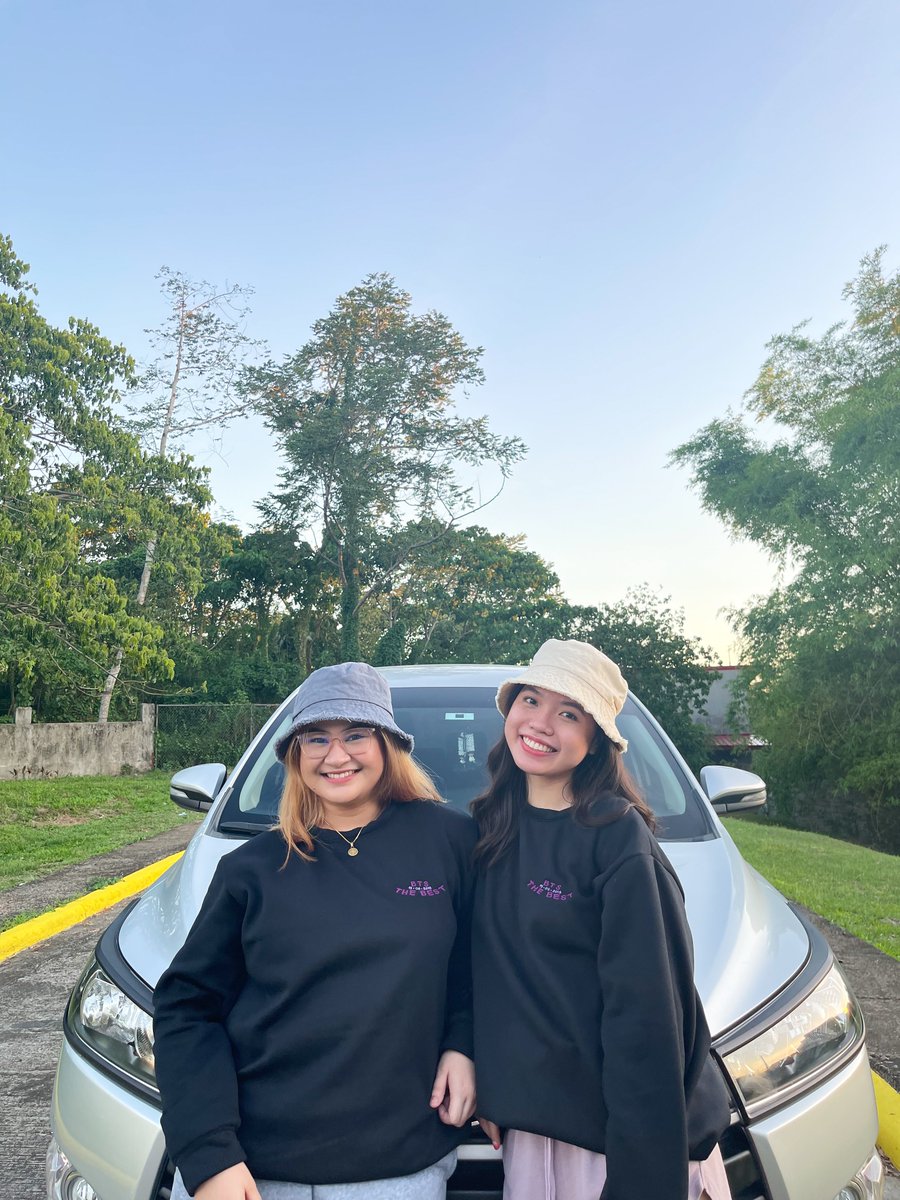 annyeongmimaph's tweet photo. Annyeong, Mima! 🦖💖

Our Festa sweater sure comes in handy on long trips with your bestie. 💜

Pre-order is until July 18, 2021! ✨

Place your orders here:
https://t.co/i1EhDFd4pE

#FestaCollection
#MIMACollections https://t.co/rbIPGCkAYB