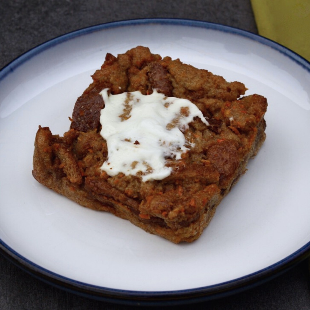FarmToFit's tweet image. Carrot cake fans, this one’s for you. 💞

Our Carrot Cake French Toast 🥕 is slowly baked to buttery, caramelized perfection with crunchy pecans &amp;amp; a generous spread of cream cheese glazed on top. It’s always available to order off our Signature Menu (just saying). 😏