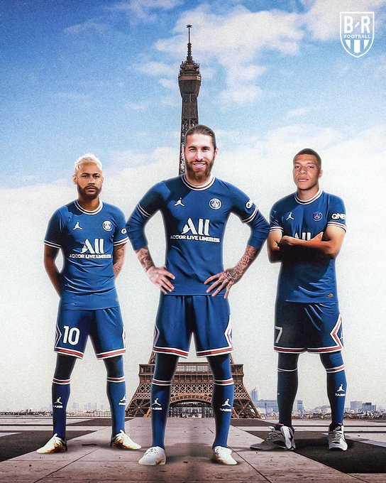 E5w2TZsXsAM8-j6?format=jpg&name=small