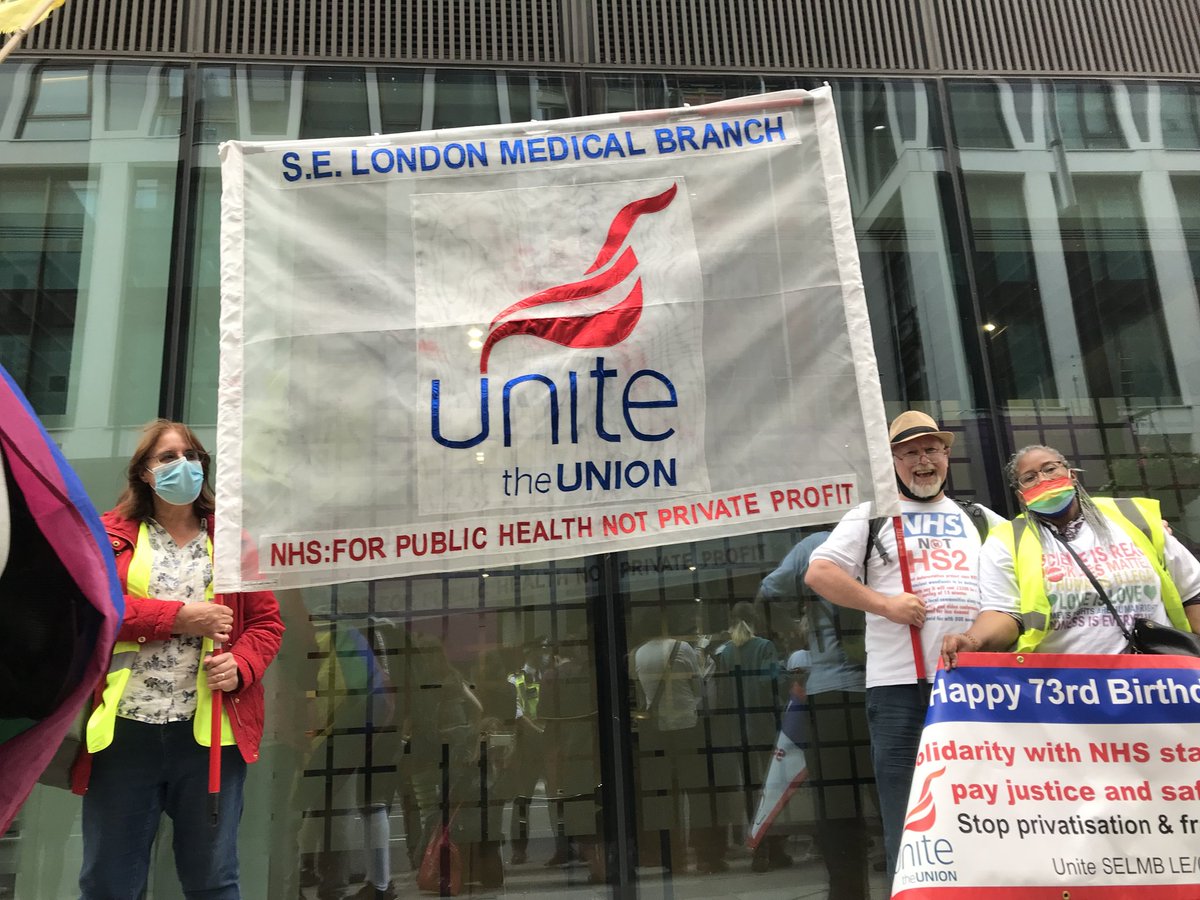 liz_okokon's tweet photo. @keepnhspublic @UniteinHealth
🌹 3 years on - NHS & Windrush @73 -
🌹Fight Privateers trying to Seal Our Health & Social Care💙
#StopICS Crony Contracts!!
#StopCENTENE private GPs!!
#NHSPay15 #KillTheBill
@LambethKONP @DaWNLabour @labourblacksoc1 https://t.co/eA9vq15azu