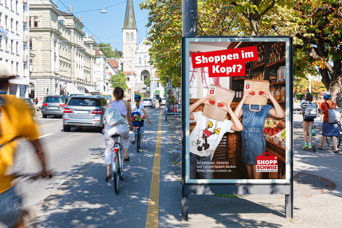 Viele von uns haben im vergangenen Jahr ihre Einkaufsgewohnheiten geändert. Die verstärkte Solidarität mit lokalen Händlern soll nachhaltig bleiben. Wir helfen und unterstützen die Initiative Shopp Schwiiz
#platformforgood 
clearchannel.ch/de/news/shopp-…