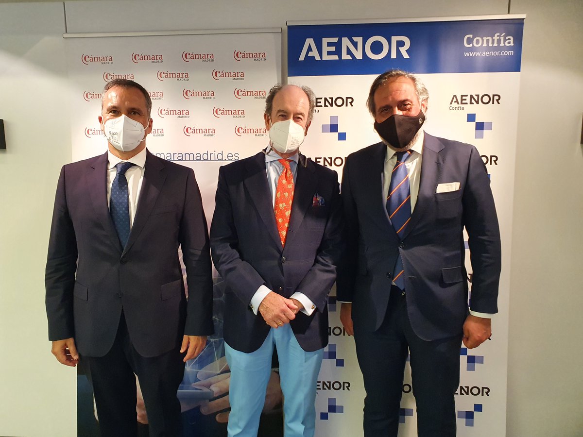 🆕🤝<a href="/AENOR/">AENOR</a> entra en el capital de <a href="/CamaraCertifica/">Cámara Certifica</a> y <a href="/CamaradeMadrid/">Cámara de Madrid</a> mantiene su presencia. Cámara Certifica mantendrá su posicionamiento en el mercado. 
#AENORConfía
Toda la info👉aenor.com/conocenos/sala…