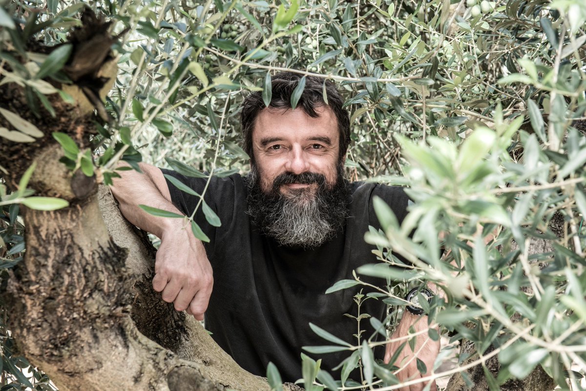 Perfils de <a href="/pimemdigital/">Pimem</a>. Entrevista a Pep Solivellas, <a href="/OliSolivellas/">Oli Solivellas</a>. "Col·locam més de 35 mil botelles cada any només al mercat alemany". pimem.es/pep-solivellas…