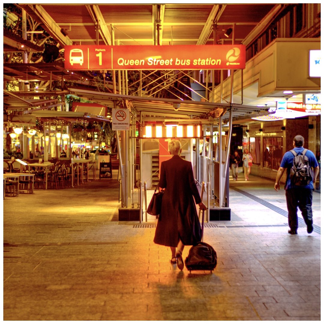 Heading Home 
#streetphotography #streetphoto #streetphotographer #Brisbane #aussiestreetphotography