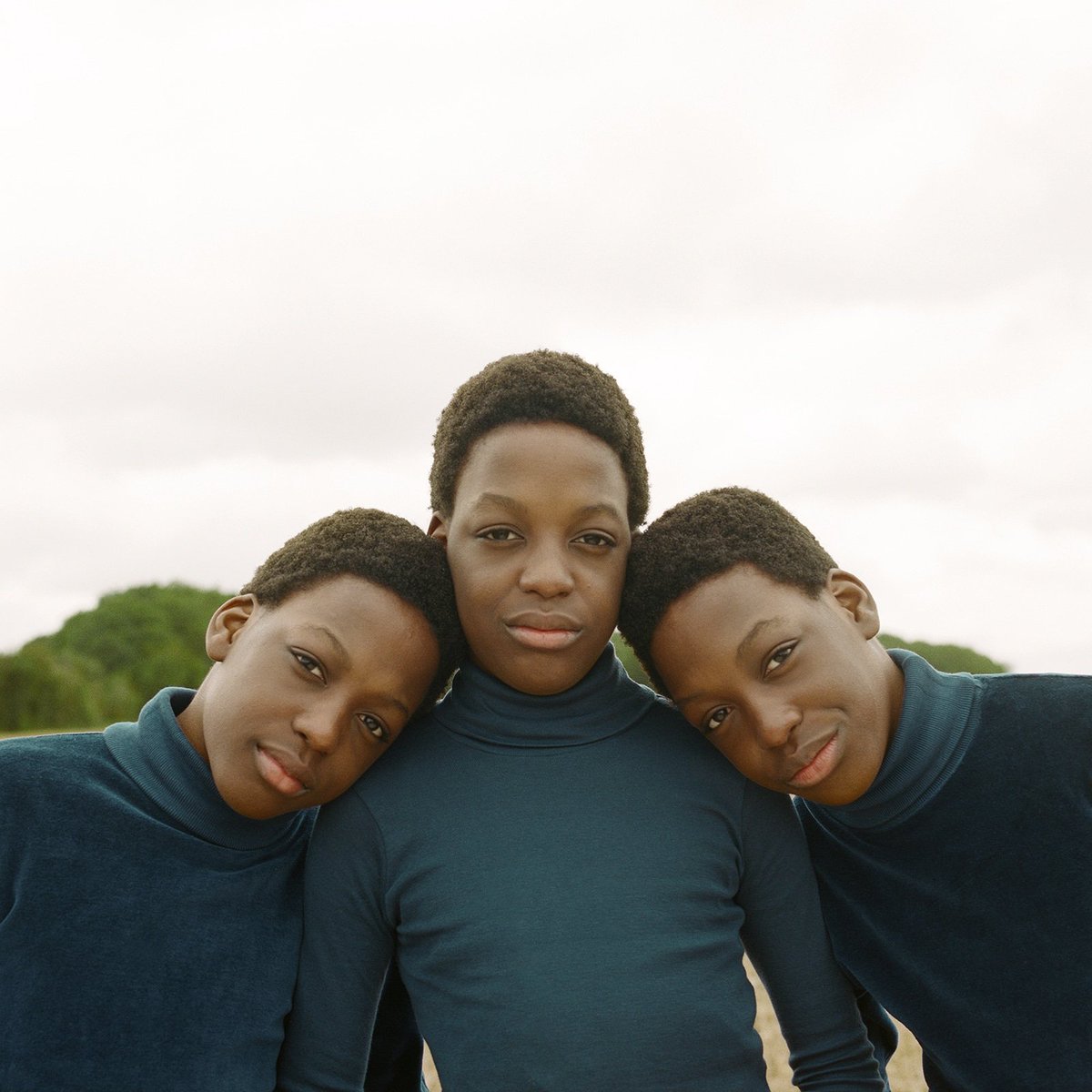 Offshoot Gallery tweet media