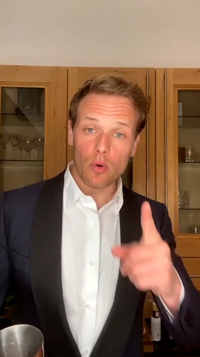 🎶🎶🎶🎶🎶😉😉😉😉😉
This song was given to me by a friend. I'm addicted to this song as much as this man.
youtu.be/C7dPqrmDWxs