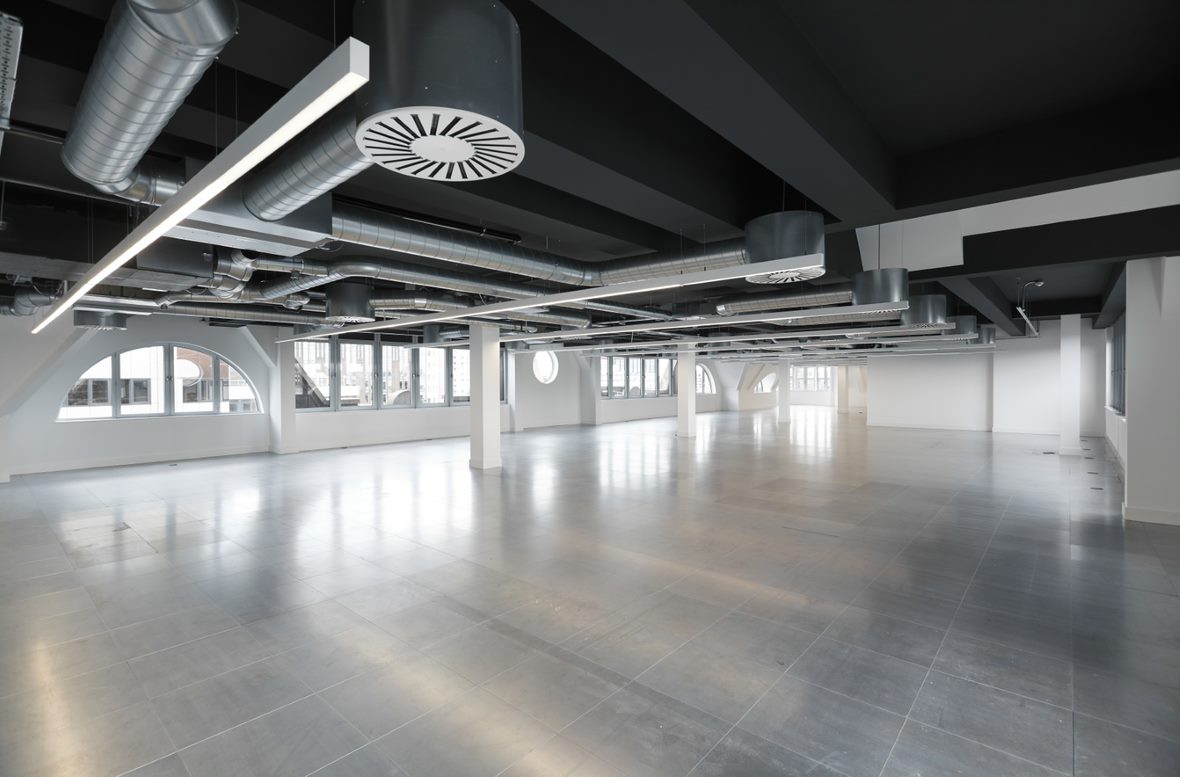 What would be on your checklist for a perfect office?

-Flexible space? ✅
-Plenty of natural light? ✅
-Central location? ✅

If you’re wanting to turn your office dreams into a reality, look no further: 1eastparadeleeds.co.uk