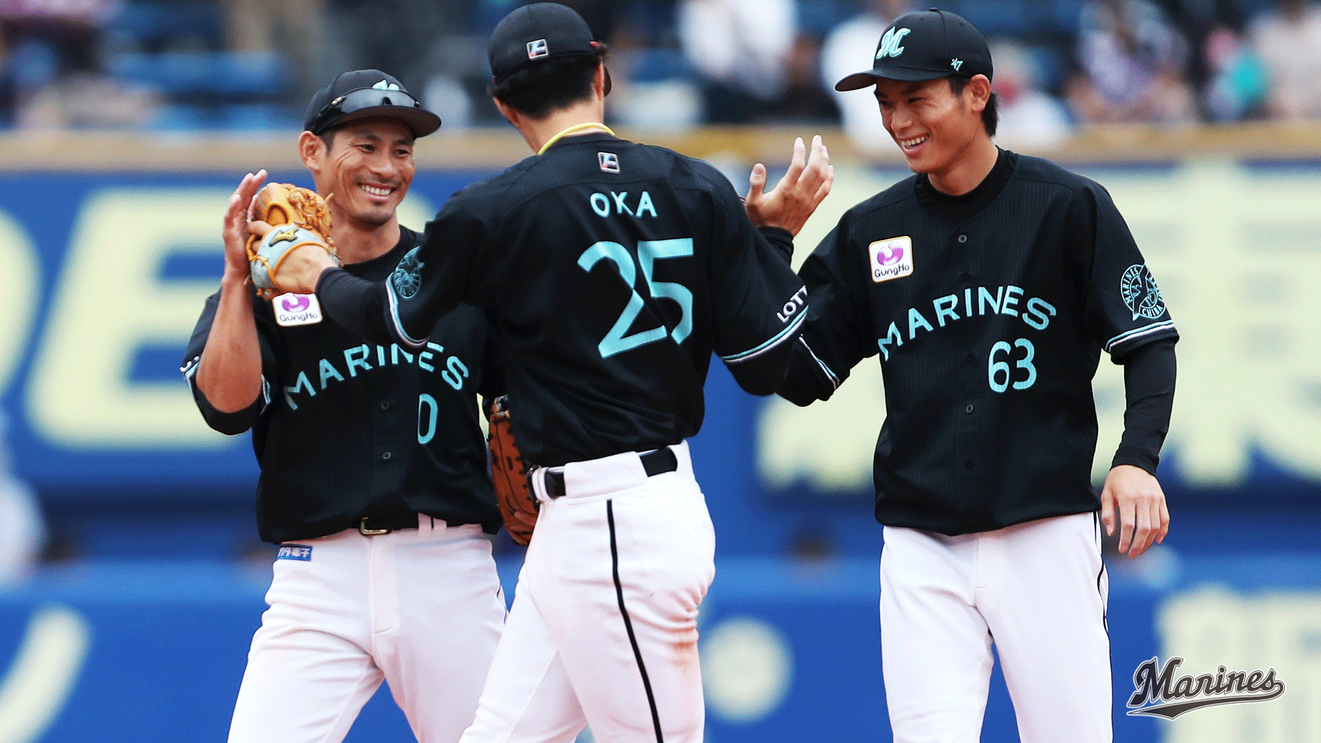千葉ロッテマリーンズ スタジャン ウインドブレーカー デサント