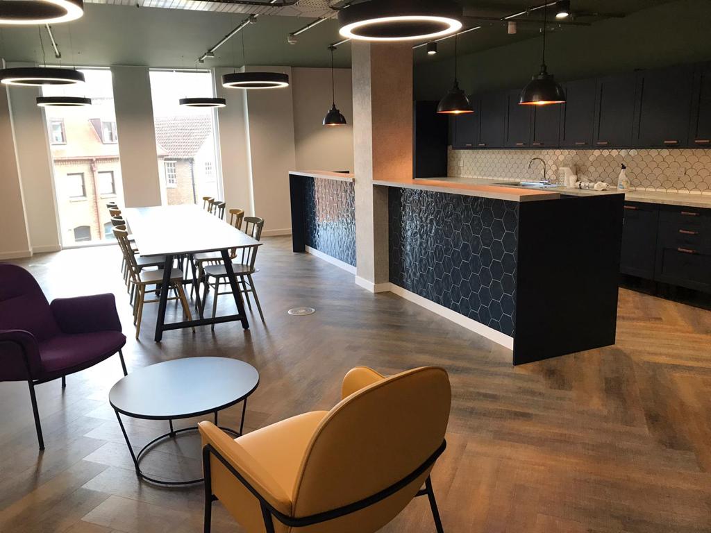 Curve Workplaces tweet media