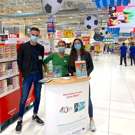 ☀️C'est l'été, profitez au maximum avec l'#offreFlash sur la gamme de nos #CartesPASS. 
🎁Jusqu'au 13 juillet, 40€ en #BondAchat suite à la première utilisation de la carte !
* Voir les conditions sur carrefour-banque.fr/carte-pass/off…
#CartePASS #SatisfactionClient #CarrefourBanque