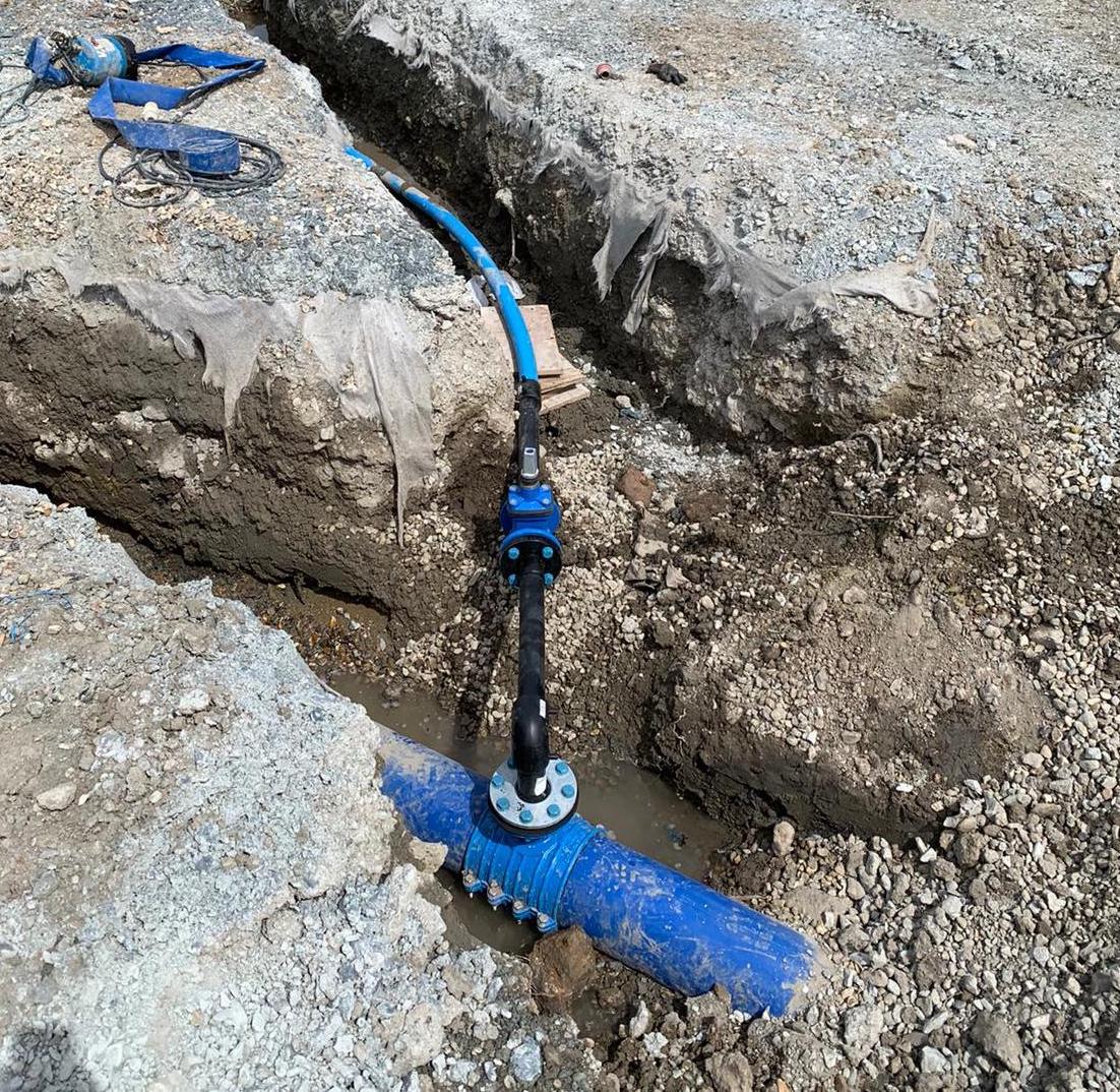 Terraflow_'s tweet image. This team are back on-site at Tilbury Docks this week, installing a 225mm main with 63mm connecting pipe and valve 💥👌

#Terraflow #keepingthenetworkflowing💦 #Pipework