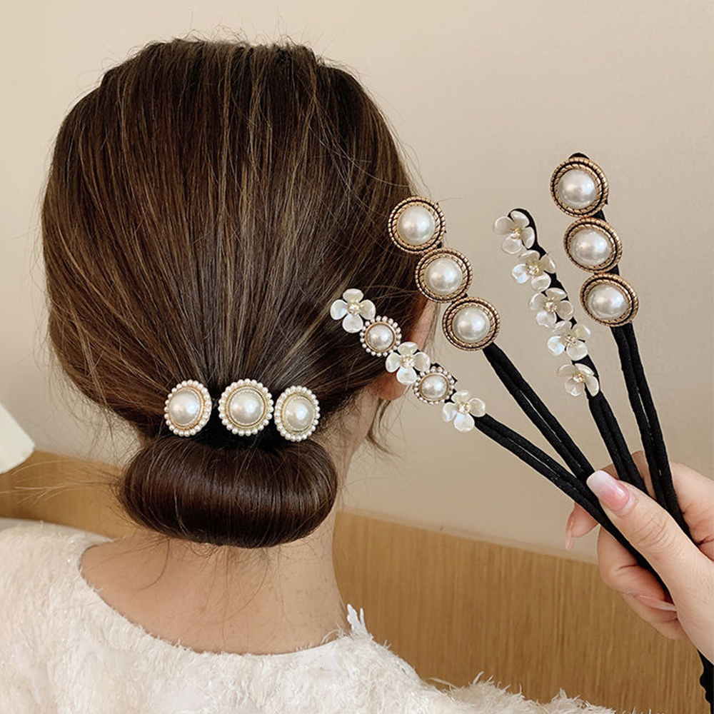 Lupis ルピス V Twitter 新作ヘアアクセ パール フラワーシニヨンメーカー 268円 税込 簡単にお団子 シニヨンが作れる ワイヤータイプのヘアアクセサリー 髪の毛を2本のワイヤーの間に通し くるくると巻き上げ ワイヤーを曲げて形を整えるだけ 忙しい朝 Lupis ルピス V Twitter 新作ヘアアクセ パール フラワーシニヨンメーカー 268円 税込 簡単にお団子 シニヨンが作れる ワイヤータイプのヘアアクセサリー 髪の毛を2本のワイヤーの間に通し くるくると巻き上げ ワイヤーを曲げて形を整えるだけ 忙しい朝
