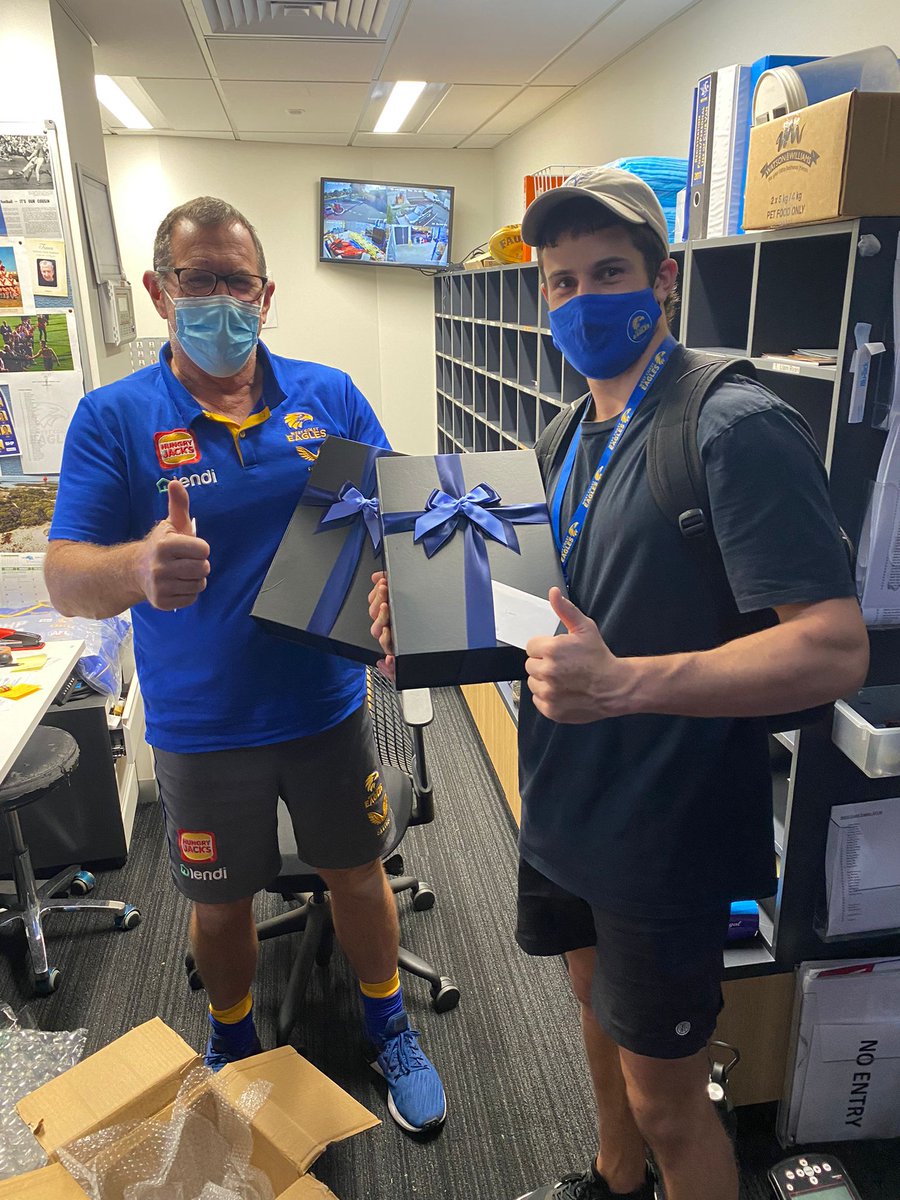 WestCoastEagles's tweet image. Ted Roberts and Liam Duggan (neither have Twitter) wish to say thank you to @Richmond_FC for their generous thank you gifts 💛

They also pass on their warm regards to Giuseppe Mamone, Richmond&apos;s property manager.