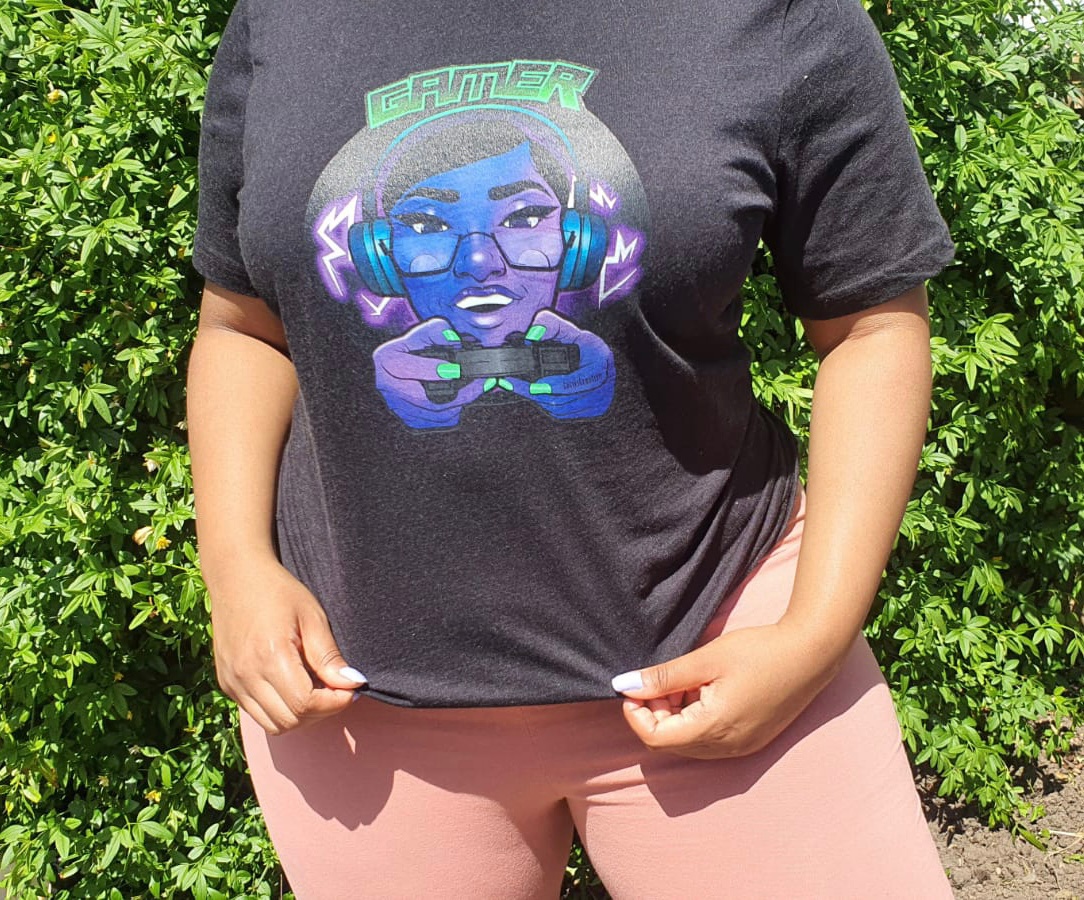 Cassiscreative's tweet photo. @JmeBBK what do you think of our gaming collection? It’s for women and girls of all backgrounds 🎮✨
https://t.co/9uUvNiysjd

https://t.co/dTgtonlnEh 

#gamers #gamergirl #blackgirlgamers #gamingcommunity #gamer https://t.co/xJFmVv8VIE