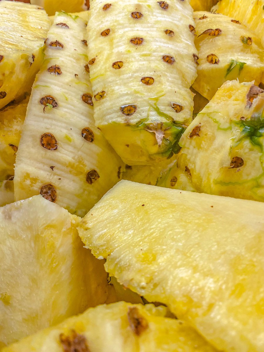 Nims_FruitVeg's tweet photo. How’s the hangover this morning? Pineapple can be a help with its high vitamin C,B1 and B6 levels. 
It also contains lots of the enzyme bromelain which reduces strain on the liver! Get them in before the game Sunday! 

#quietplease #itsactuallycominghome? #hangoverhelp https://t.co/1DAF709YjU