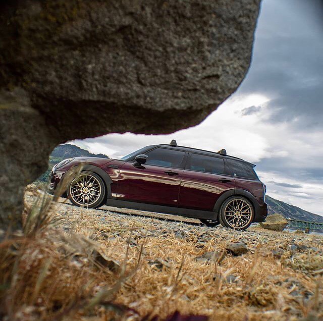 Oman_MINI's tweet photo. That’s adventure on wheels right there.
السيارة التي تعشق المغامرة. 
📸: @that_mini_wagon

#MINIRepost #MINIOman https://t.co/RKQpAeEpYa