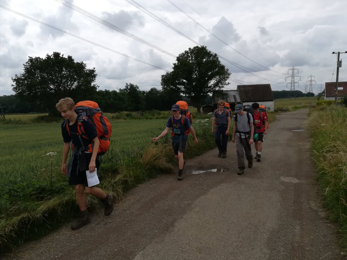 RadleyAdventure's tweet photo. DofE Silver Qualifier/Gold Practice Expedition. Going well on Day 1. @RadleyCoCurr https://t.co/3B1AxKFgwe