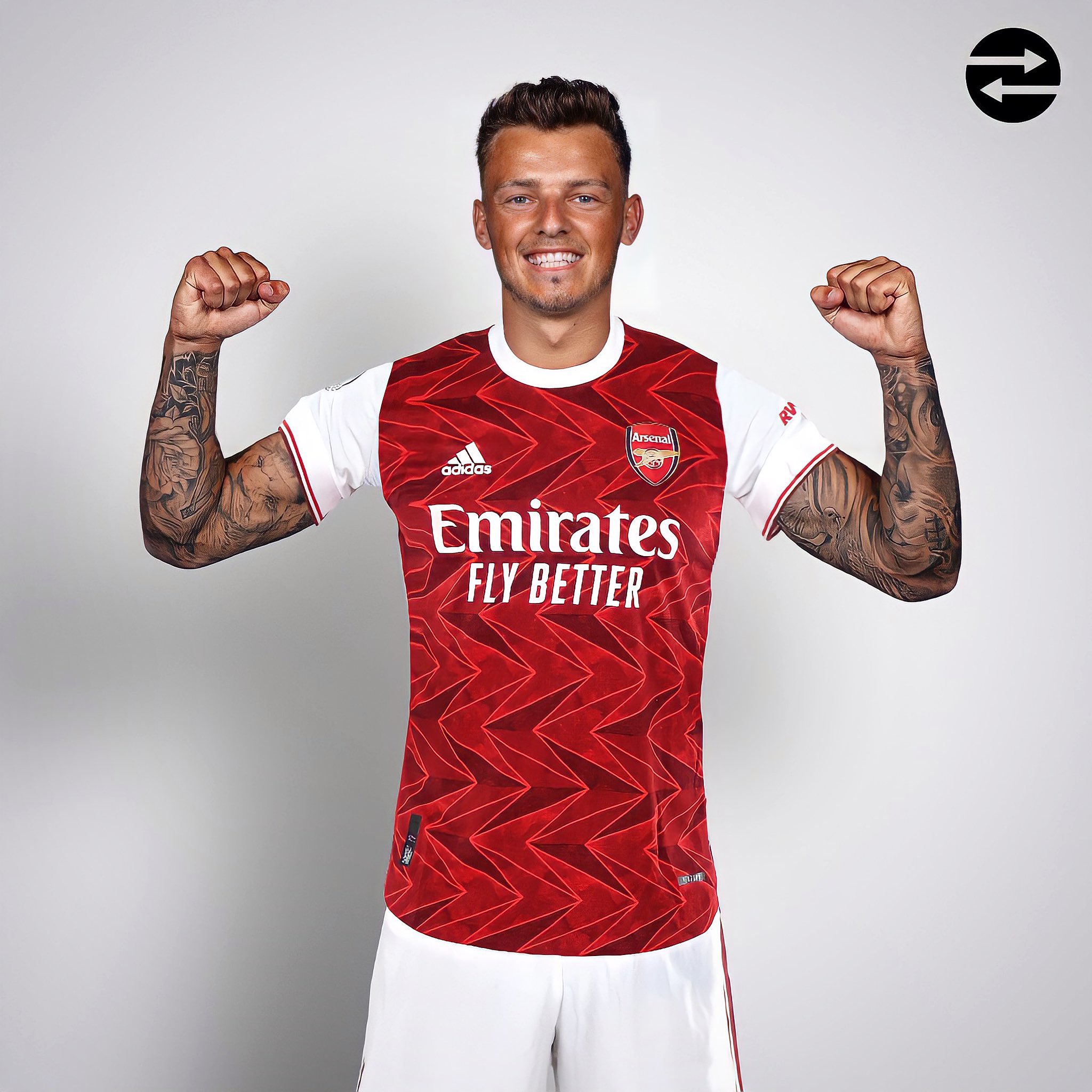 1. Arsenal Fan'S Daring Body Paint Defies Haters - afjgkdm