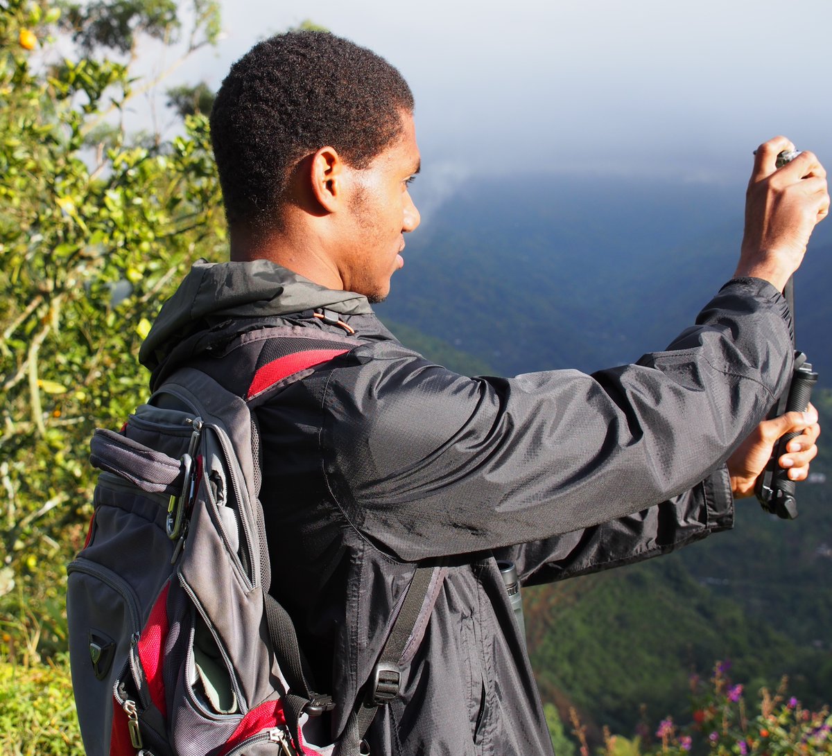 Birdlifejamaica's tweet photo. Throwback Thursday #TBT. BirdLife Jamaica’s Feb 2015 visit to Hardwar Gap with the Andrews Memorial S.D.A. Youth Society membership. #Hike #Holywell #Birding #BlueMountains #WorldHeritageSite #JCDT #EnvironmentalAwareness #Jamaica #GoodTimes. https://t.co/LckELoSyfZ