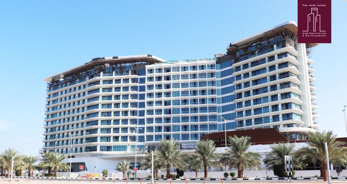 CWMiddleEast's tweet image. HOTEL CONSTRUCTION PROJECTS

#RasAlKhaimah&apos;s Al Ali Construction &amp;amp; Development has handed over the $81.6m 39,625m2 Hampton by Hilton Hotel at the #AlMarjan Island.

The project has become the largest Hampton by Hilton in the world to date.

#hotelprojects