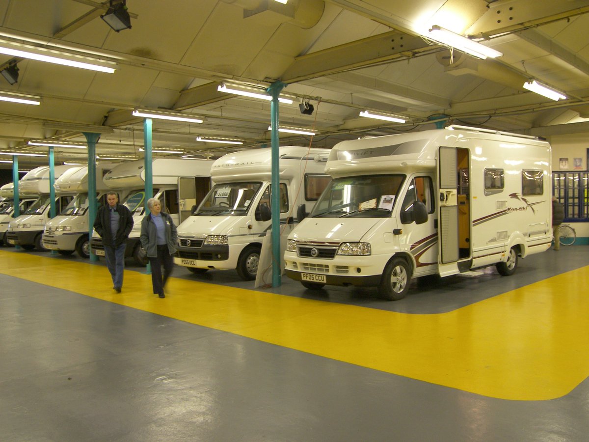 Motorhome and caravan expert Andy Jenkinson has shared his top tips for buying a used motorhome with us - if you're thinking of buying one, this might be really useful! 
loom.ly/FqARZog #motorhomes #tpms #expertopinion #makingiteasy