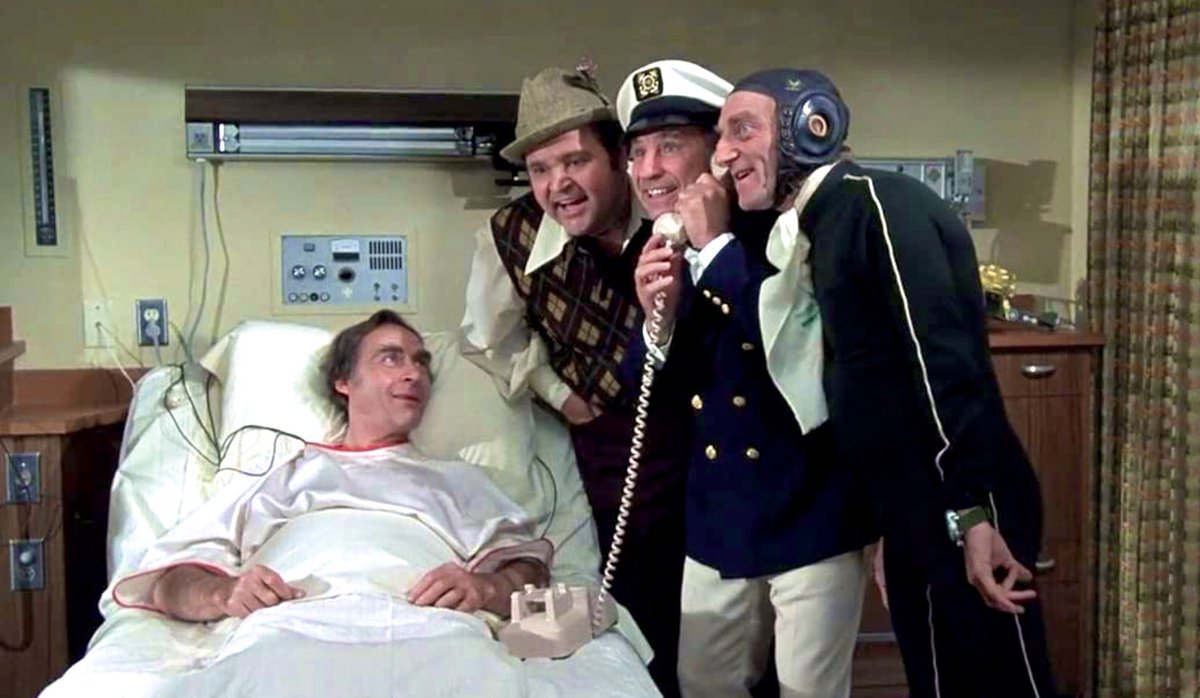 Remembering #MartyFeldman #BOTD, seen here with co-stars #DomDeLuise #MelBrooks #AnneBancroft and #SidCaesar in the #20thCenturyFox 🇺🇸American satirical comedy film “SILENT MOVIE” (1976)