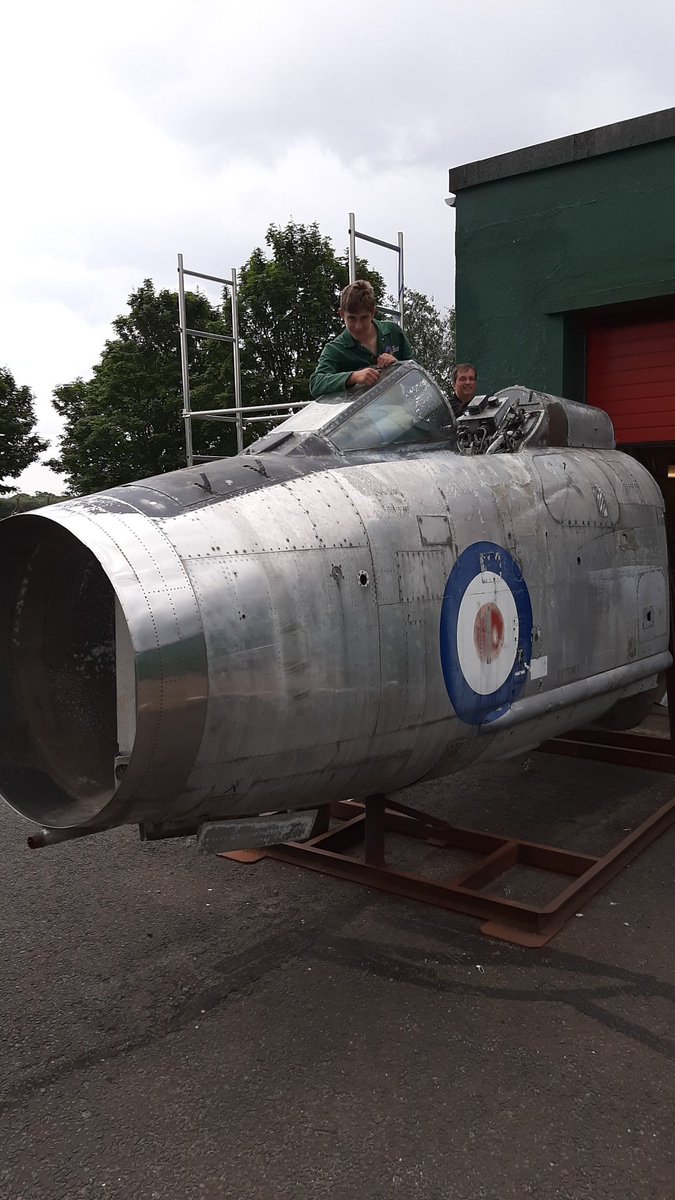 <a href="/CCN_AviationEng/">Stuart Mackay</a> <a href="/CcnEngineering/">CCN Engineering</a> students &amp; staff doing their bit to help preserve UK cold war heritage with restoration of an ex RAF Lightning F2A interceptor for the @RAFRadarMuseum at former RAF Neatishead